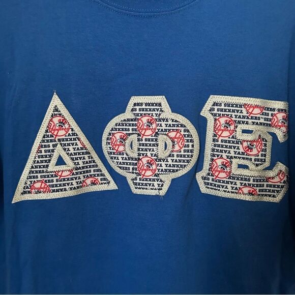 Delta Phi Epsilon Stitched Letter Tee Shirt NY Yankees Blue MLB Baseball Crew - Picture 3 of 10